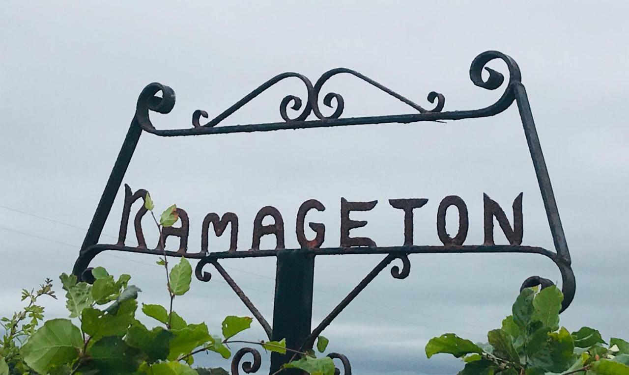 No 1 Ramageton At Carnell Estates Villa Hurlford Екстериор снимка